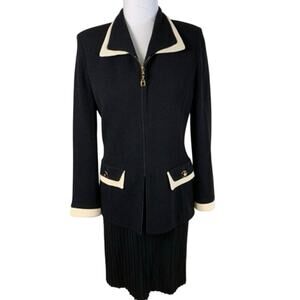 St. John Size 6 2-Piece Skirt Suit w/ Blazer Jacket Black Knit Career Work